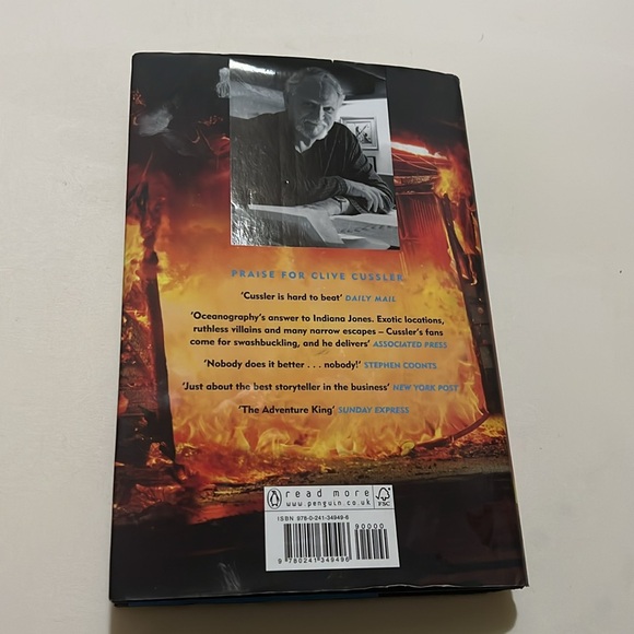 Book: The Grey Ghost A fargo Adventure by Clive Cussler - Picture 3 of 4